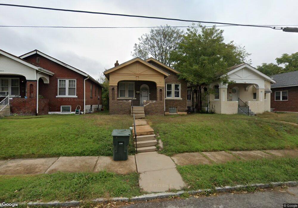 4841 Palm St, Saint Louis, MO 63115 - photo 1