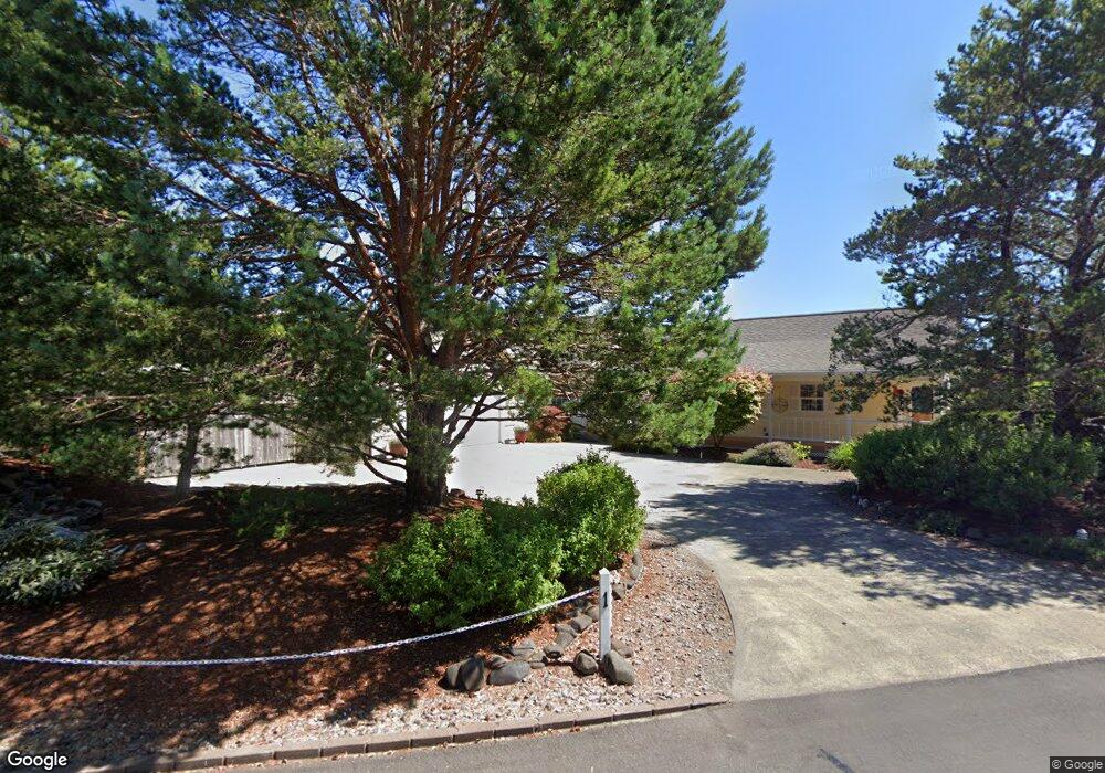 1 Onadoone Ct, Florence, OR 97439 - photo 1