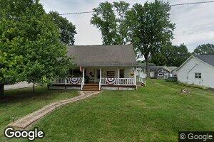 526 N Hanover St, Moweaqua, IL 62550