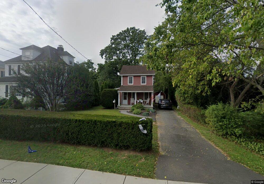 81 E River Rd, Rumson, NJ 07760 - photo 1