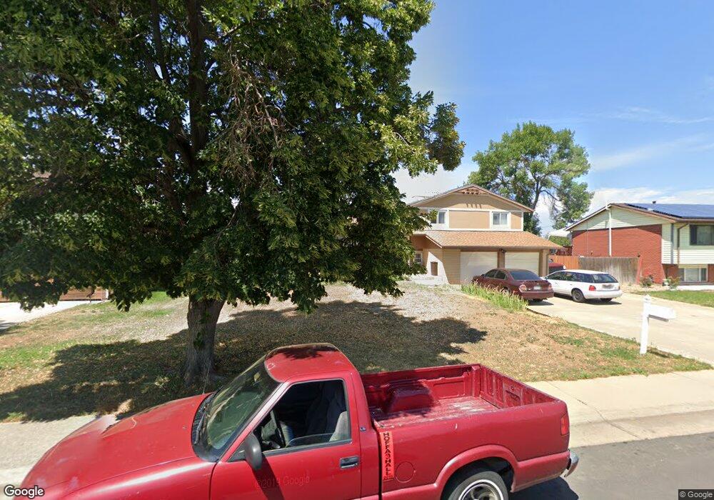 1271 Eagle St, Aurora, CO 80011 - photo 1