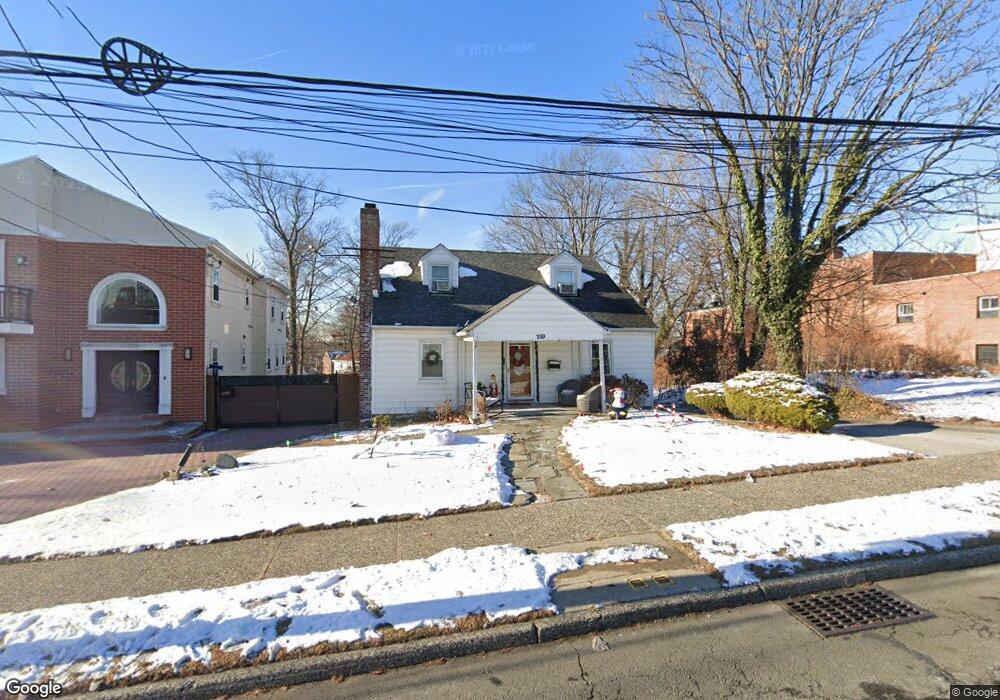 299 Central Park Ave, Yonkers, NY 10704 - photo 1