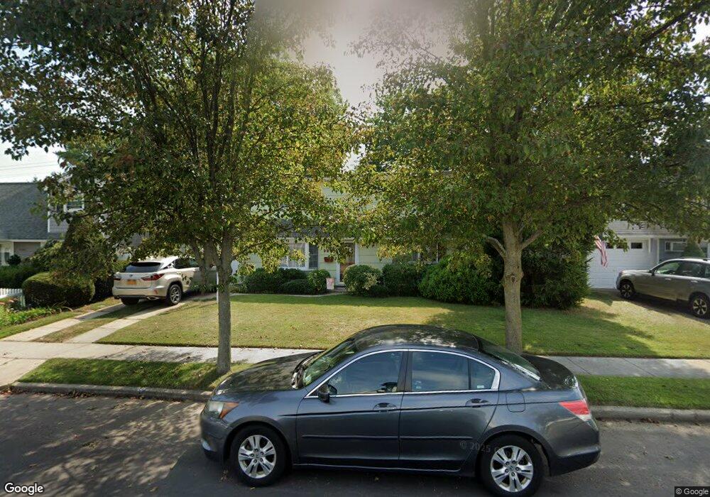 3894 Avoca Ave, Bethpage, NY 11714 - photo 1