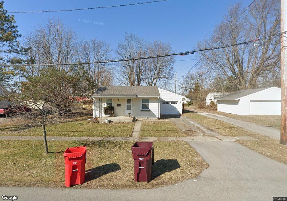 207 N Simon St, Ada, OH 45810 - photo 1