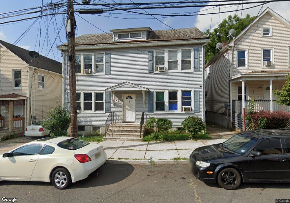 182 Townsend St, New Brunswick, NJ 08901 - photo 1