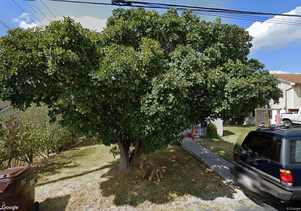 141 Greenview Dr, Staunton, VA 24401 - photo 1