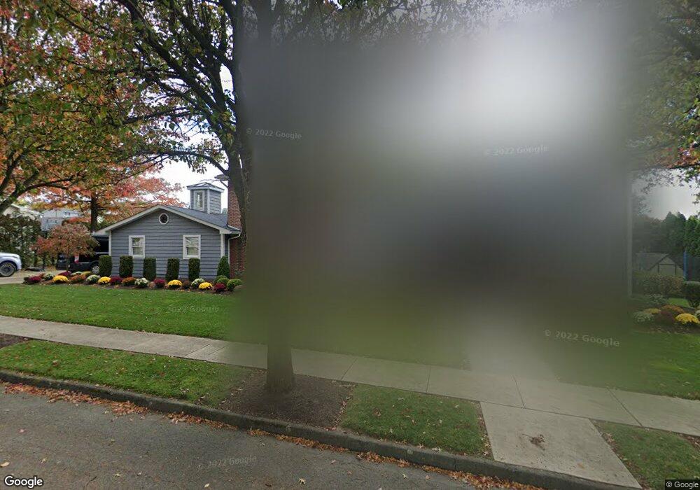 204 Swinnick Dr, Dunmore, PA 18512 - photo 1