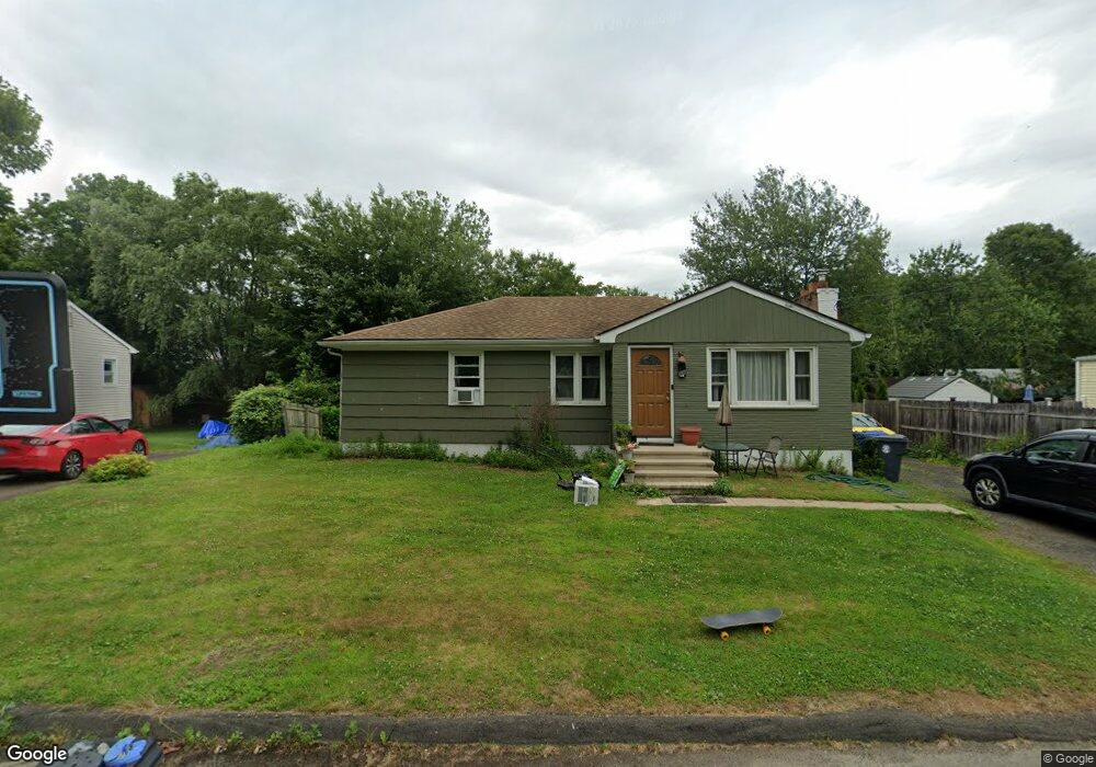 112 Chestnut St, Branford, CT 06405 - photo 1