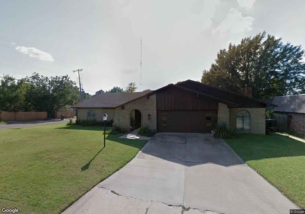 735 Virginia Ln, Ardmore, OK 73401 - photo 1