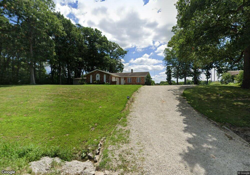 10079 E South Timberlake Ave, Effingham, IL 62401 - photo 1