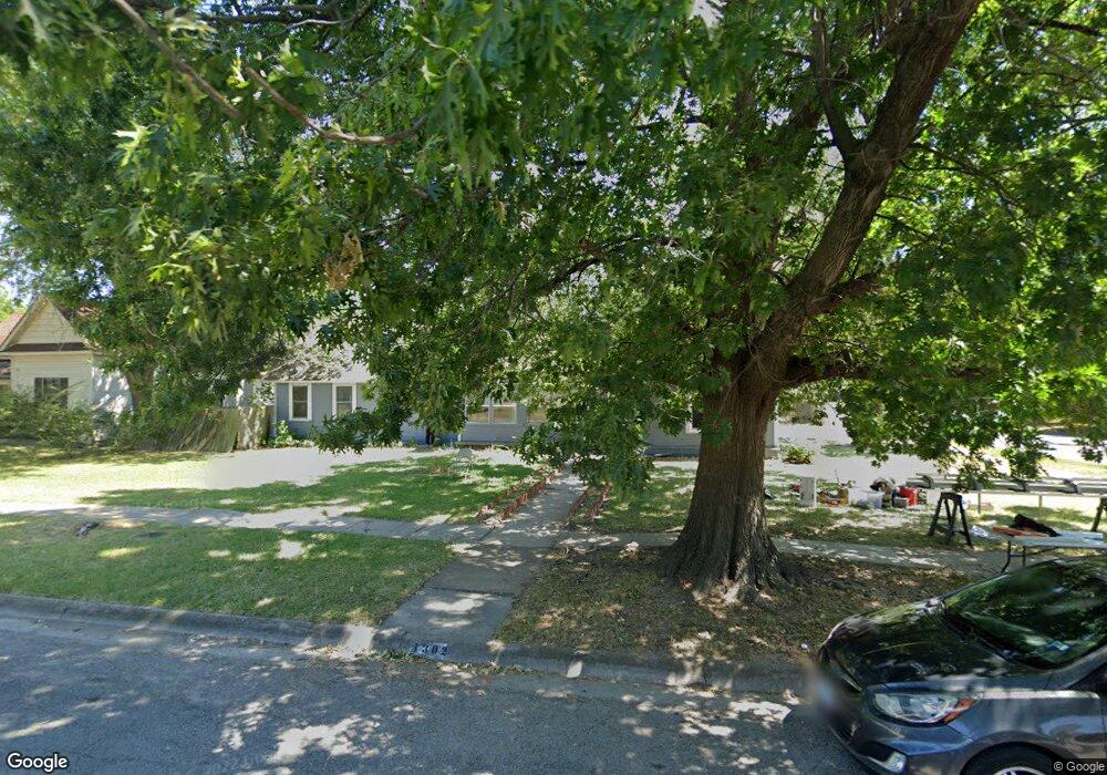 1302 Truelove St, Gainesville, TX 76240 - photo 1