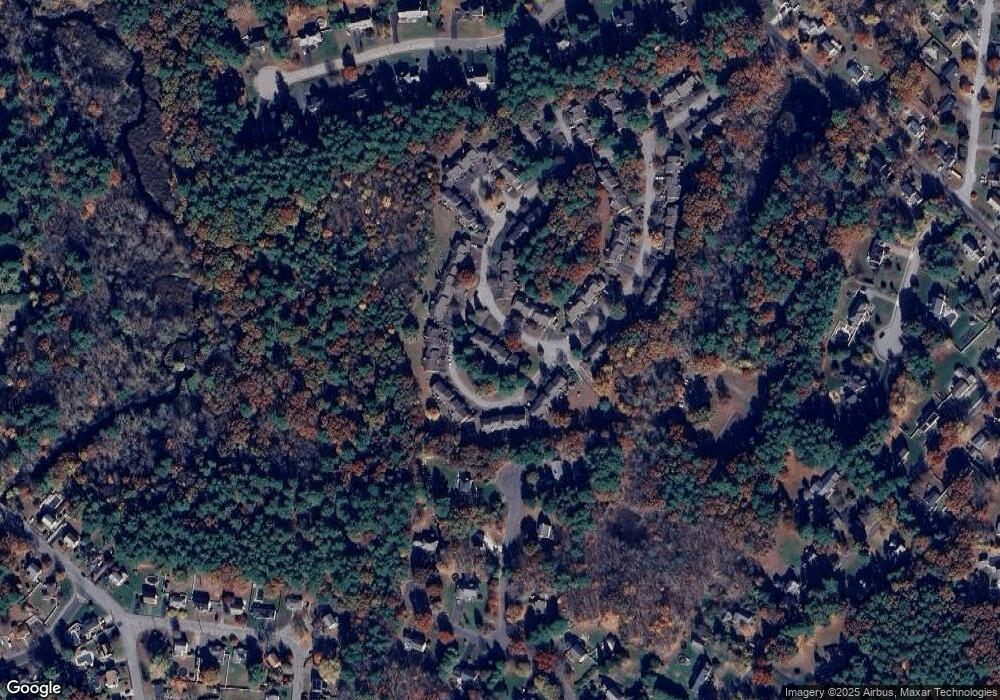 10 Hawthorne Village unit B, Franklin, MA 02038 - photo 1