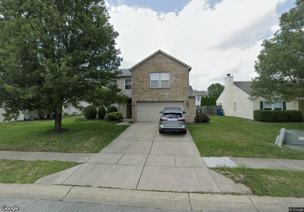 10234 Apple Blossom Cir, Fishers, IN 46038 - photo 1