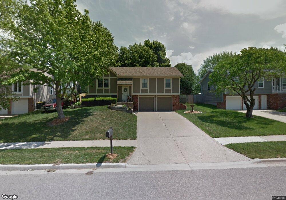 6029 Alden St, Shawnee, KS 66216 - photo 1