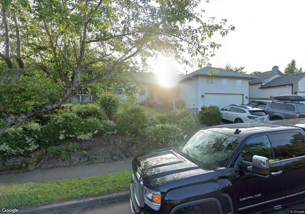 1661 SW Spence Ave, Troutdale, OR 97060 - photo 1