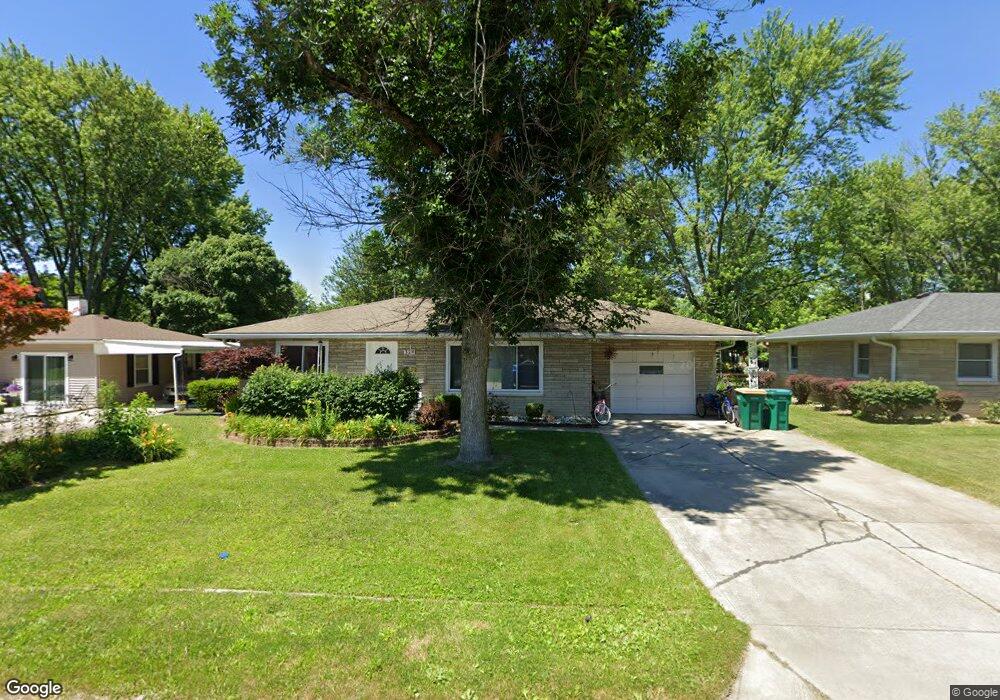 324 Southmore St, Plainfield, IN 46168 - photo 1