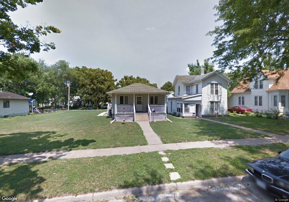 1012 11th Ave SE, Cedar Rapids, IA 52401 - photo 1