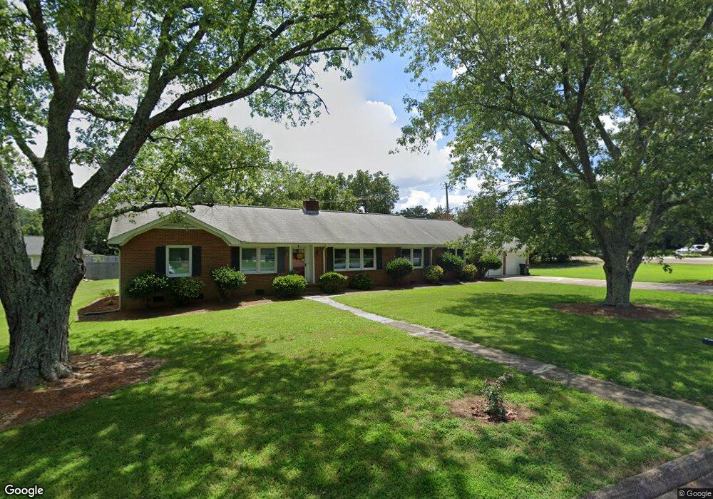 2 Glenwaye Dr, Greenville, SC 29615 - photo 1