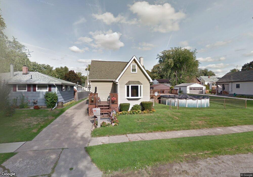 611 Oakmont Ave, Erie, PA 16505 - photo 1