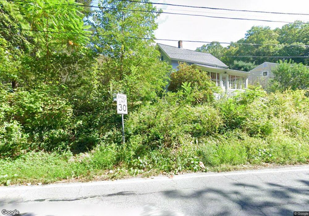 517 Riverside Dr, Florence, MA 01062 - photo 1