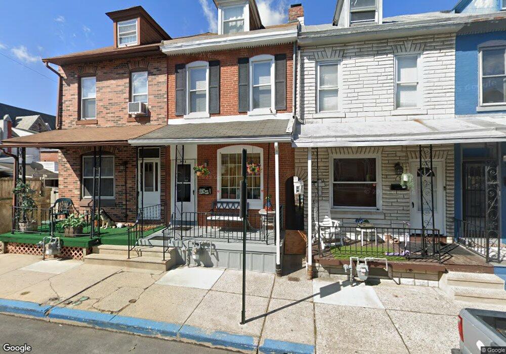 908 Locust St, Reading, PA 19604 - photo 1