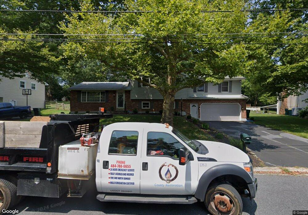 109 Jonathan Dr, Easton, PA 18045 - photo 1