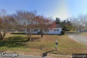 78 Mulberry Rd, Farnham, VA 22460