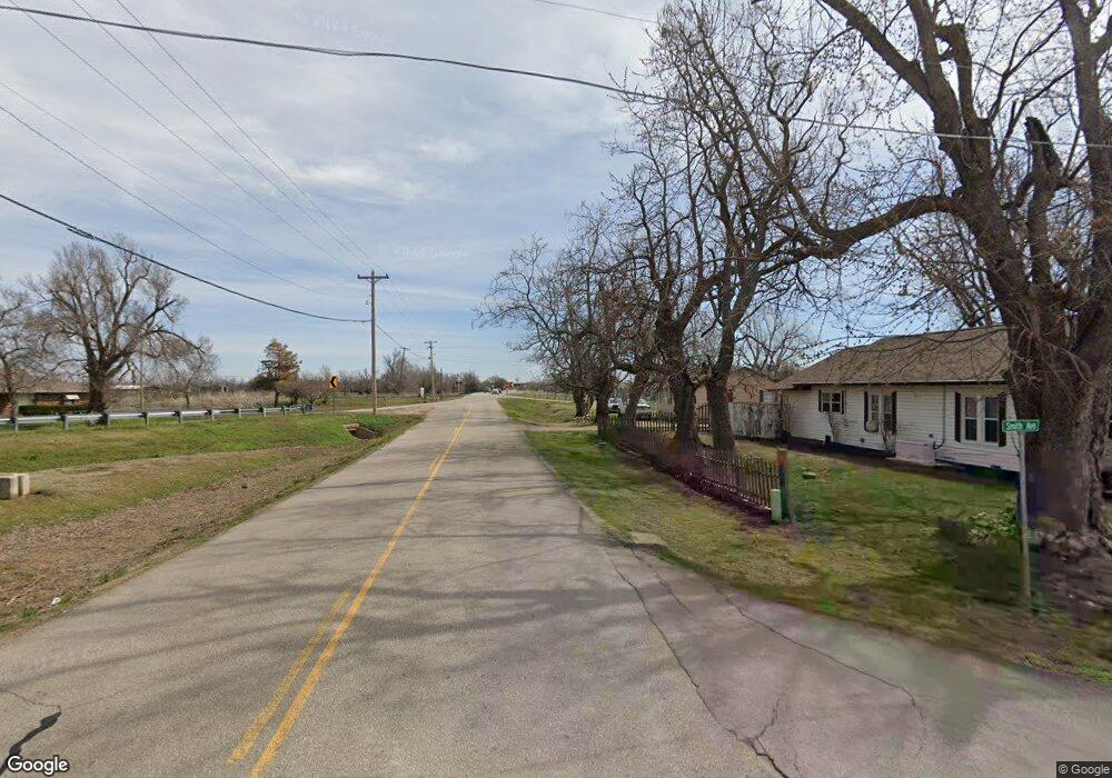 17 Smith Ave unit M, McLoud, OK 74851 - photo 1