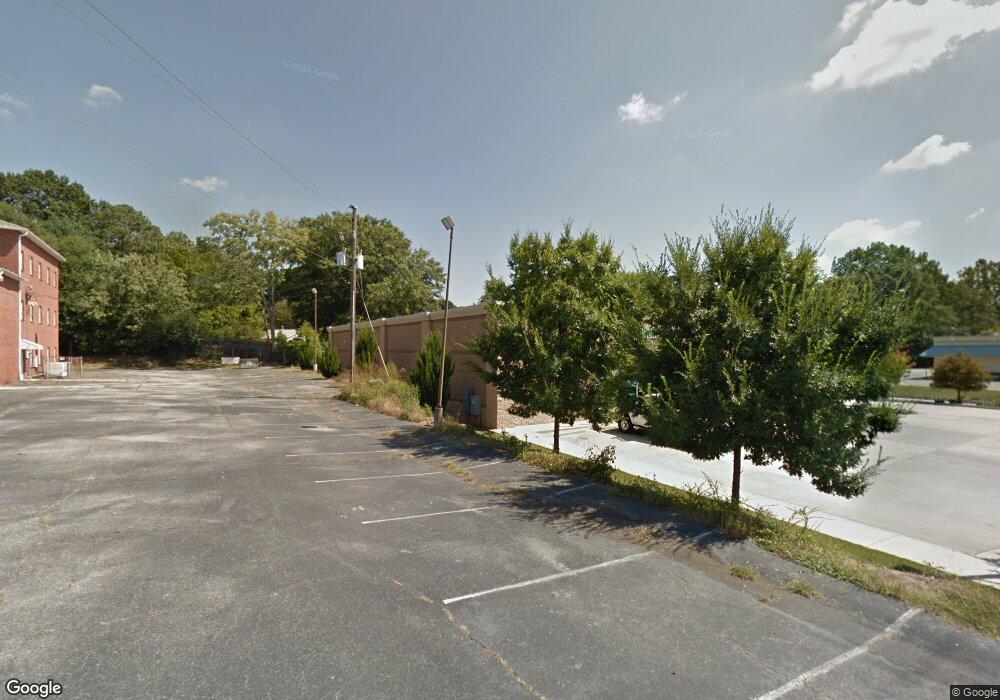 3425 S Cobb Dr SE, Smyrna, GA 30080 - photo 1