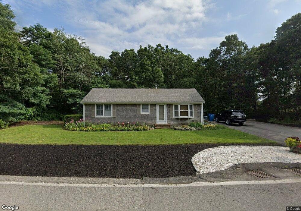 715 Blacksmith Shop Rd, East Falmouth, MA 02536 - photo 1