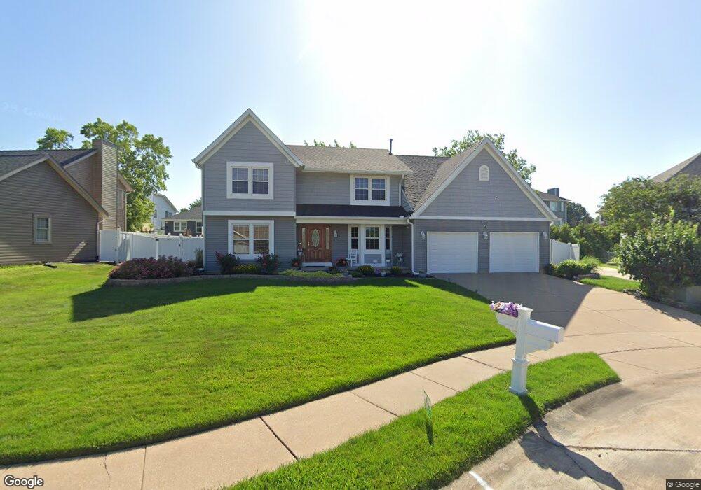 4211 N Oak St, Davenport, IA 52806 - photo 1