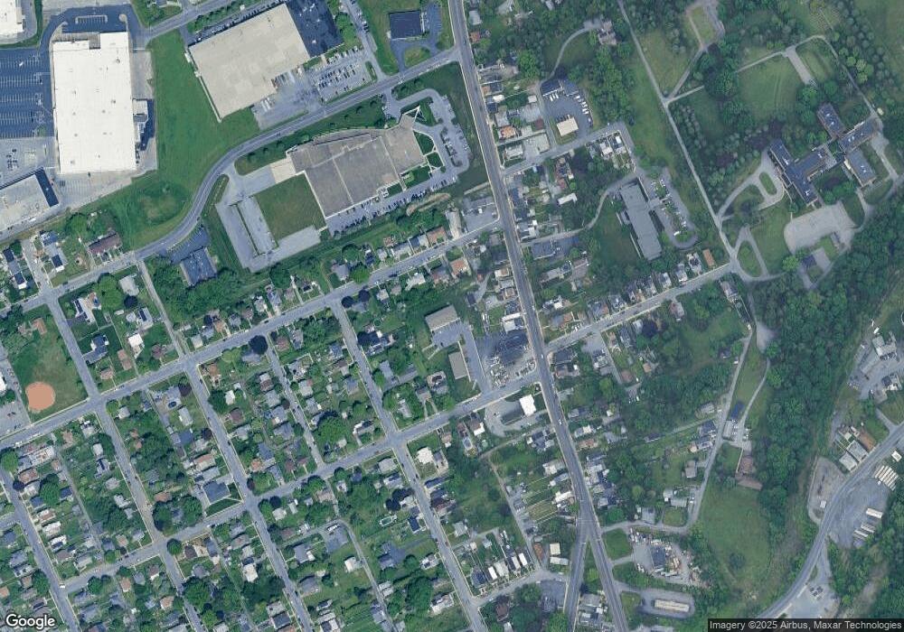 528 Arietta Ct, Reading, PA 19605 - photo 1