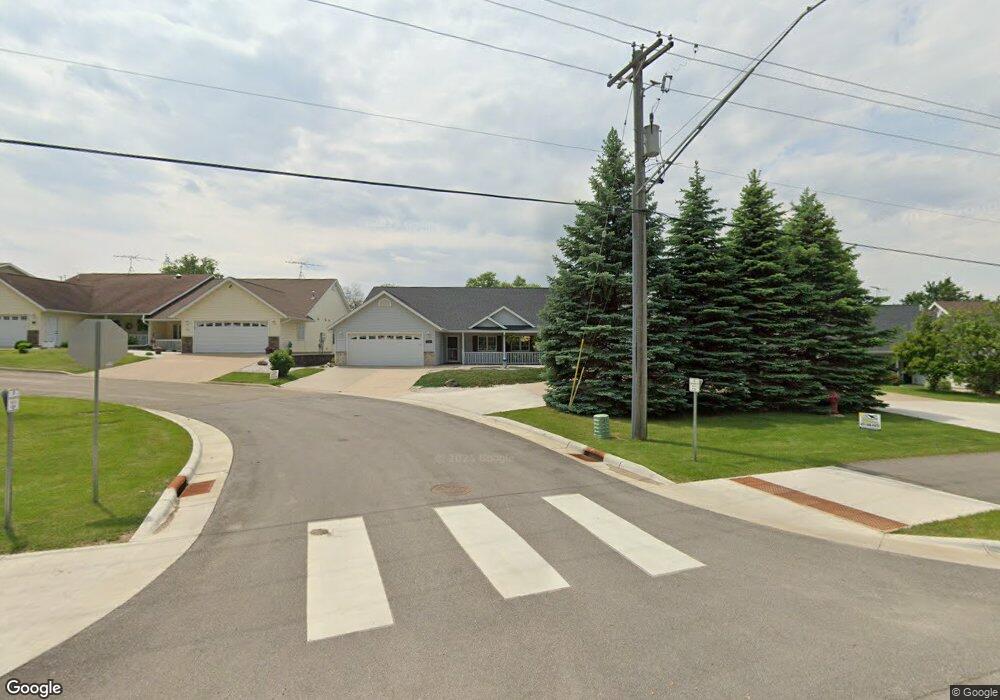 720 Jefferson Dr, Zumbrota, MN 55992 - photo 1