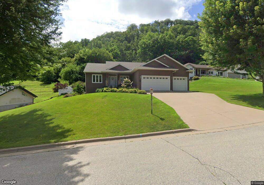 701 12th Ct, La Crescent, MN 55947 - photo 1