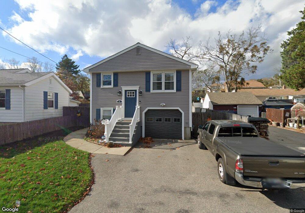 33 Lyman St, Riverside, RI 02915 - photo 1