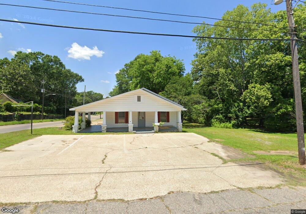 1004 N 12th Ave, Laurel, MS 39440 - photo 1