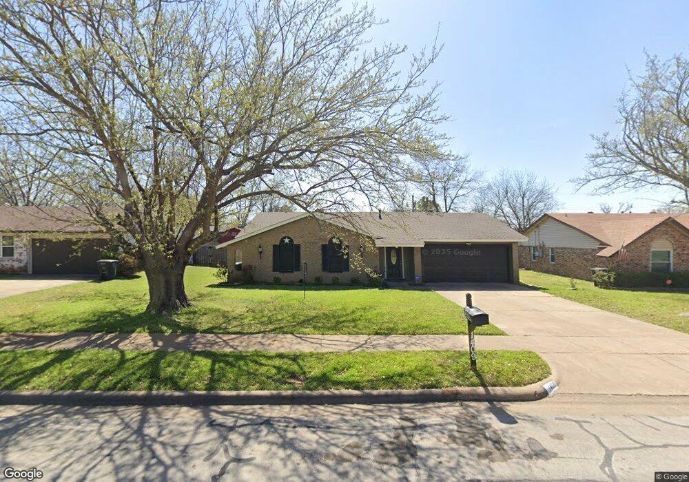 1409 Laurel Ln, Cleburne, TX 76033 - photo 1