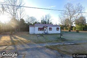 202 Carlisle Ave, Saint Matthews, SC 29135