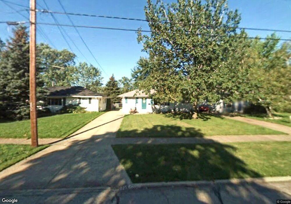 322 Gayle Dr, Sheffield Lake, OH 44054 - photo 1