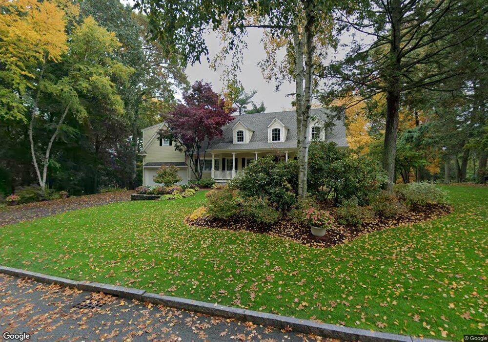 2 Cowdry Ln, Wakefield, MA 01880 - photo 1