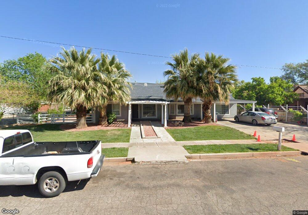 240 W 200 N unit 1, Saint George, UT 84770 - photo 1