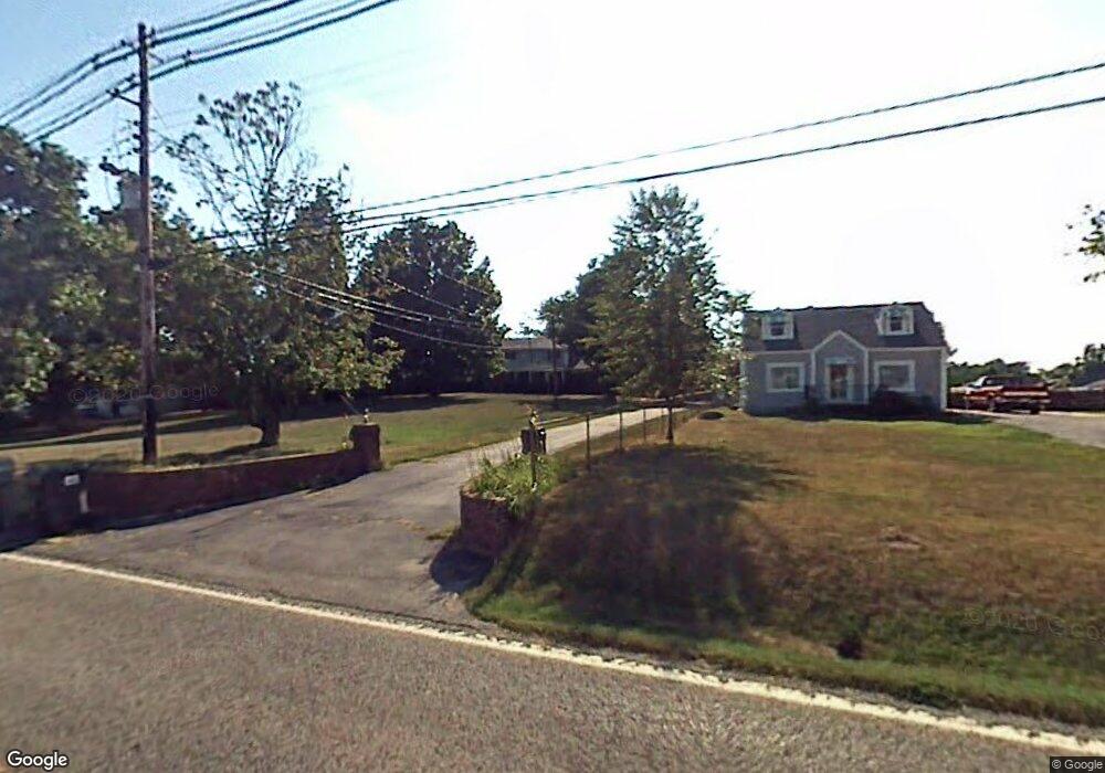 7908 Vaughn Mill Rd, Louisville, KY 40228 - photo 1