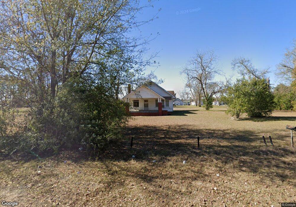 608 S Dowling Ave, Donalsonville, GA 39845 - photo 1