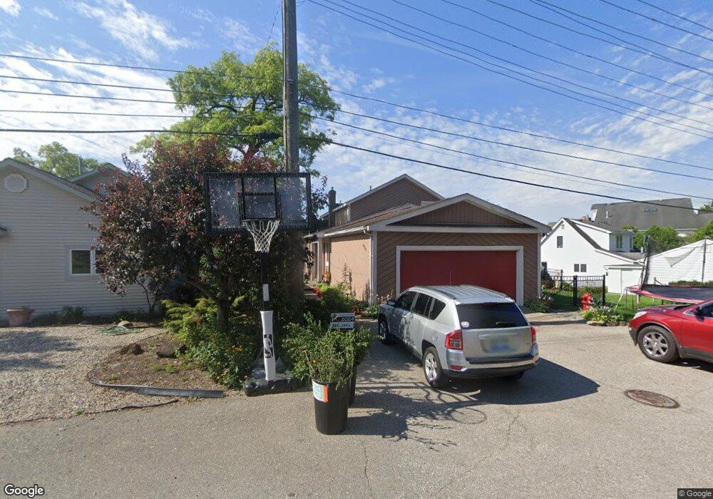 7995 Locklin, West Bloomfield, MI 48324 - photo 1