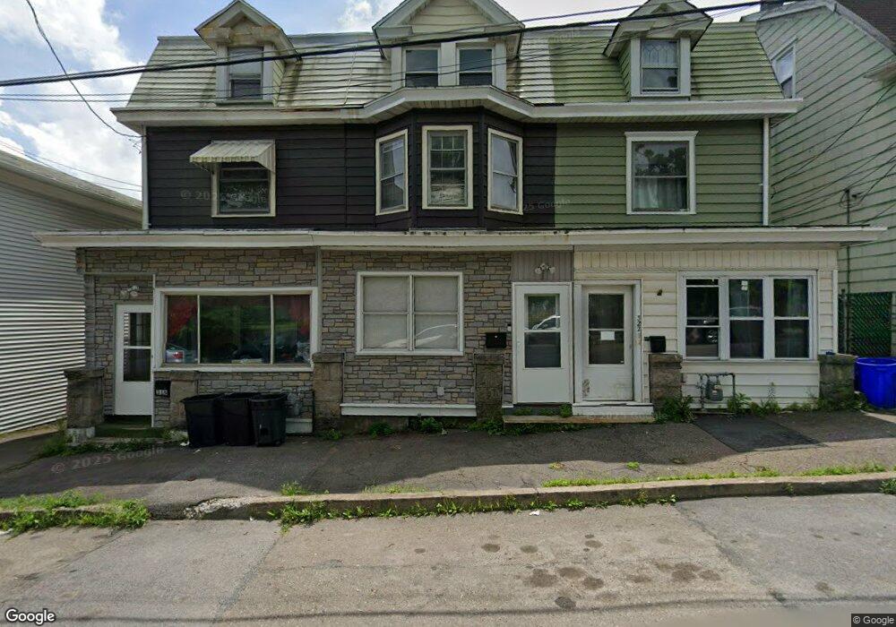 320 W Maple St, Hazleton, PA 18201 - photo 1