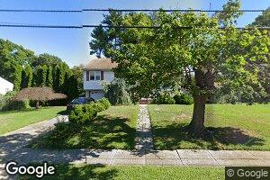 521 Smith Ln, Mount Holly, NJ 08060
