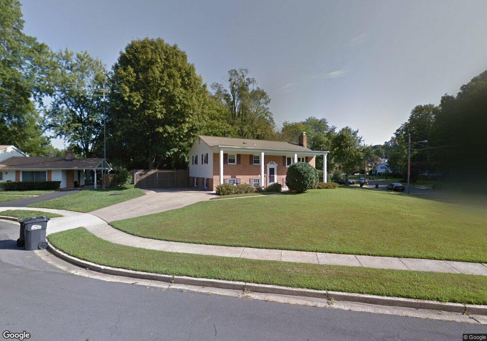 9540 Barkwood Ct, Fairfax, VA 22032 - photo 1