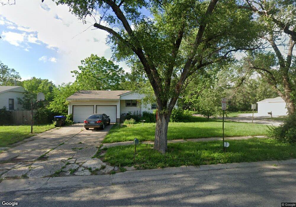 1800 SW 36th St, Topeka, KS 66611 - photo 1