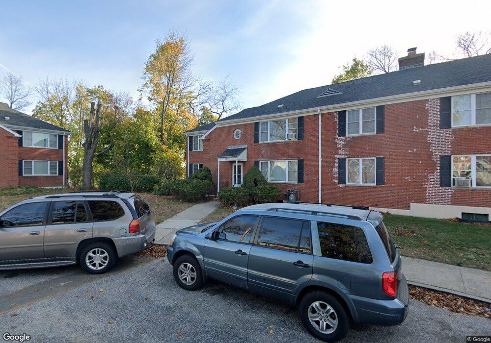 80 Oakview Cir unit 203, Bridgeport, CT 06604 - photo 1