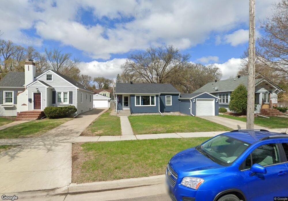 1407 7th St S, Fargo, ND 58103 - photo 1